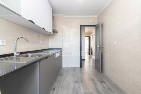 Oportunidade t3 marginal da moita  vista sensacional,