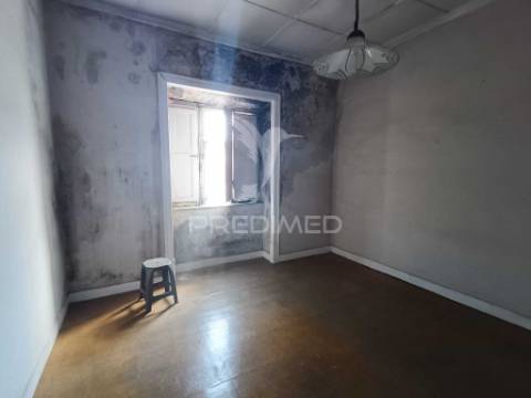 Prédio urbano - beja