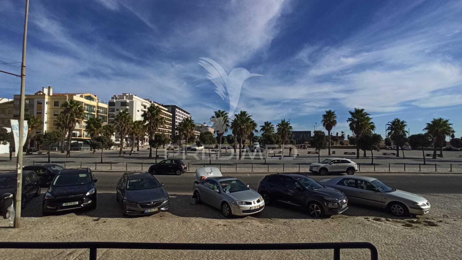 Apartamento t1 para arrendamento com vista mar na costa da caparica