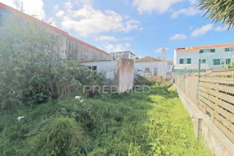 Moradia t2 para recuperação com projeto aprovado – praia da vitória