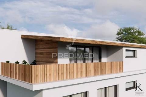 Moradia t2 para recuperação com projeto aprovado – praia da vitória