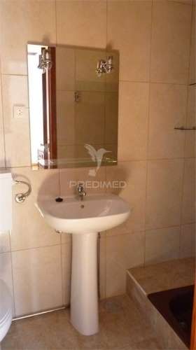 T0  -  rua alegria  -  centro do porto