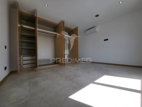 Moradia isolada - t4 com piscina e garagem