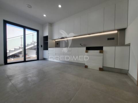 Moradia isolada - t4 com piscina e garagem