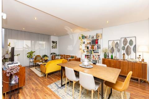 T2 com terraço e jardim | próximo da linha rubi | candal – vila nova de gaia