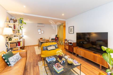 T2 com terraço e jardim | próximo da linha rubi | candal – vila nova de gaia