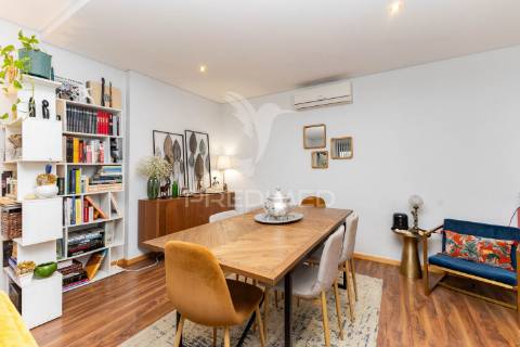 T2 com terraço e jardim | próximo da linha rubi | candal – vila nova de gaia