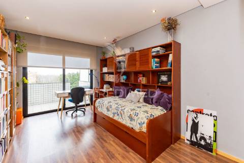 T2 com terraço e jardim | próximo da linha rubi | candal – vila nova de gaia