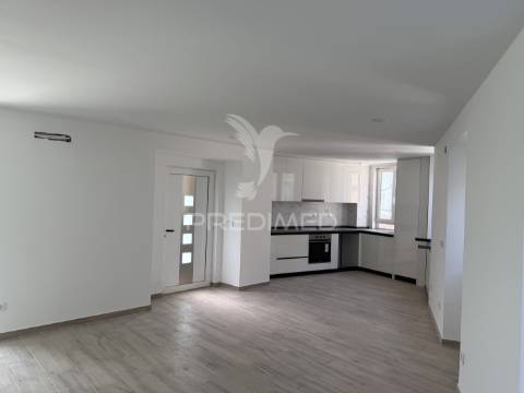 Apartamento t2 novo no centro de alcanena