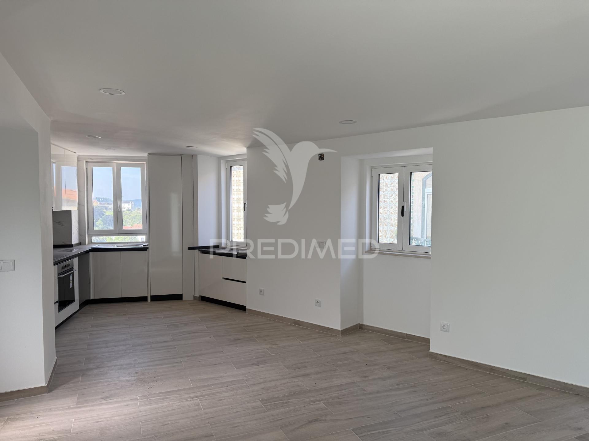 Apartamento t2 novo no centro de alcanena