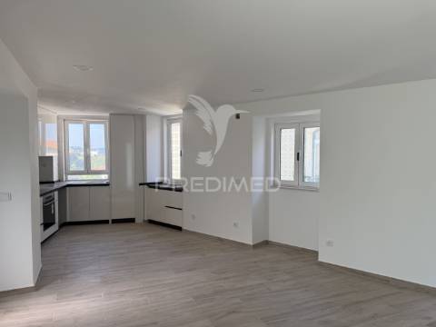 Apartamento t2 novo no centro de alcanena