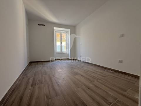 Apartamento t2 novo no centro de alcanena