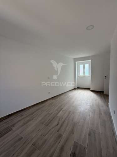 Apartamento t2 novo no centro de alcanena