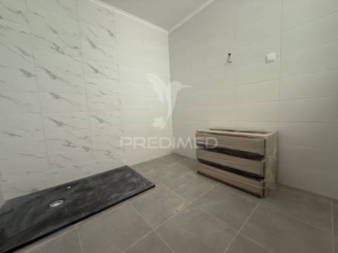 Apartamento t2 novo no centro de alcanena