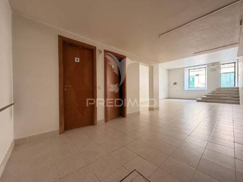 Loja no centro de palmela