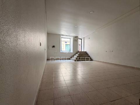 Loja no centro de palmela