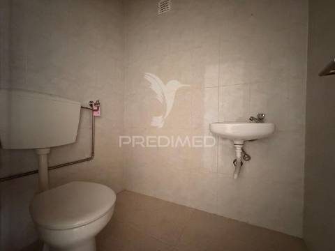 Loja no centro de palmela