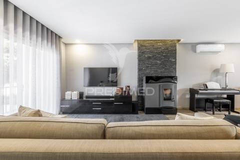 Moradia t3 - carrazedo, amares