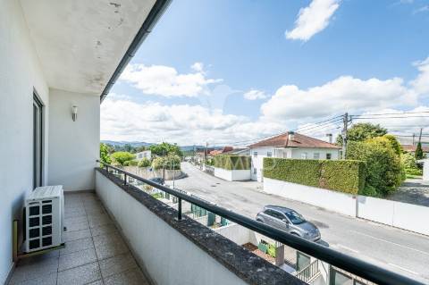 Moradia t3 - carrazedo, amares