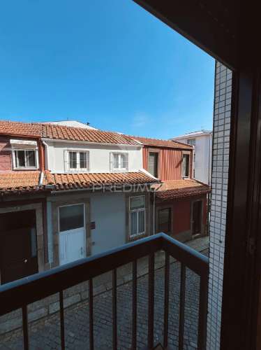 T1+1 à venda no bonfim – porto