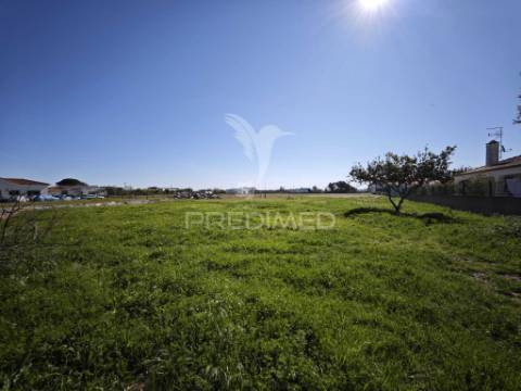 Terreno urbano em benavente