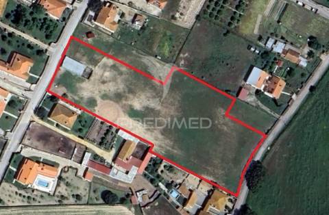 Terreno urbano em benavente