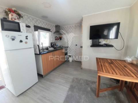 Mobil home t2 em camping pinhal novo.