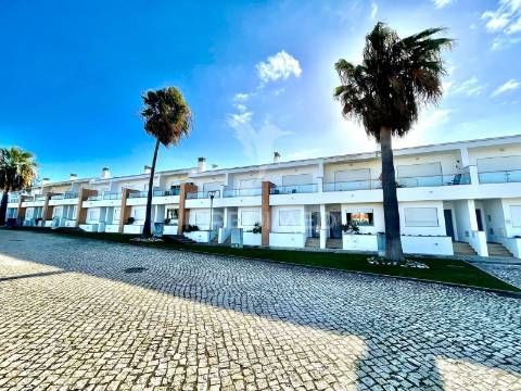 Moradia t2 com piscina, garagem e totalmente equipada – pronta a habitar