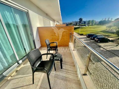 Moradia t2 com piscina, garagem e totalmente equipada – pronta a habitar