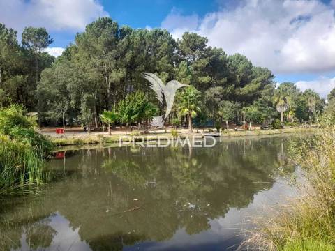 Mobil home t3 + anexo e lavandaria, camping pinhal novo.