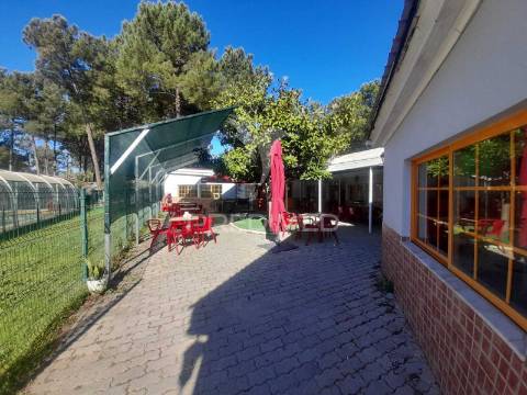 Mobil home t3 + anexo e lavandaria, camping pinhal novo.