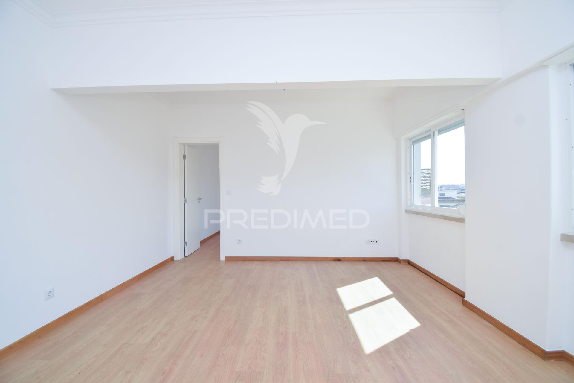 Apartamento t3 | queluz | remodelado | arrendamento