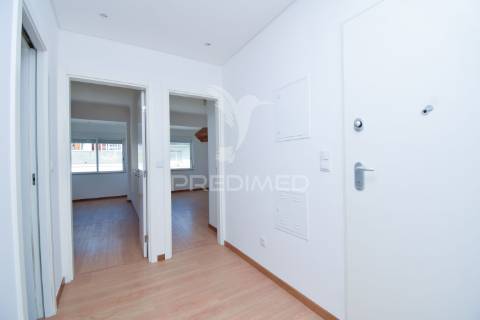 Apartamento t3 | queluz | remodelado | arrendamento