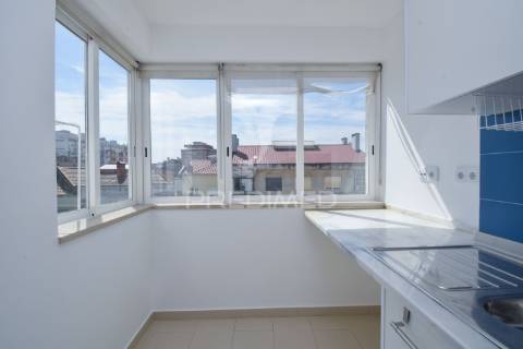 Apartamento t3 | queluz | remodelado | arrendamento