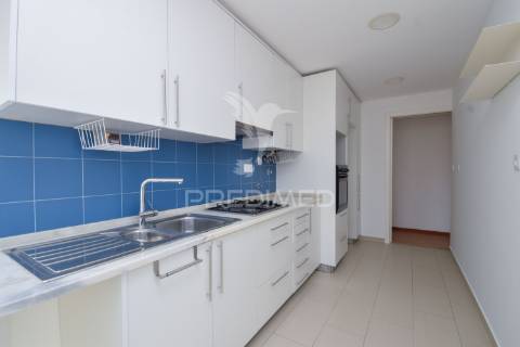 Apartamento t3 | queluz | remodelado | arrendamento