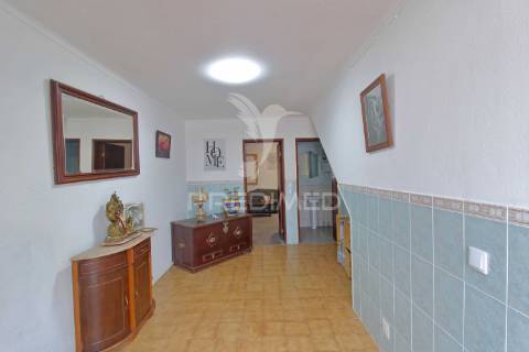 Moradia com espaço comercial no coração de são mateus – vista mar deslumbrante