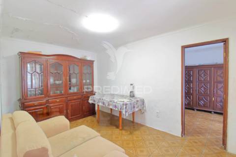 Moradia com espaço comercial no coração de são mateus – vista mar deslumbrante