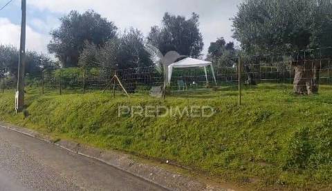 Terreno urbano com viabilidade de construção – lapinha, praia do ribatejo