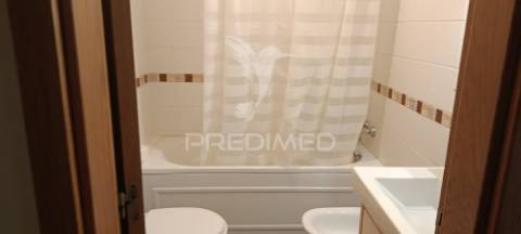 Apartamento t1 na urbanização do ribeiro de baco