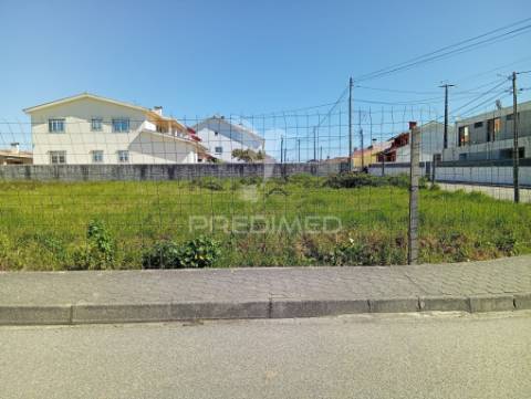 Lote de terreno para construção