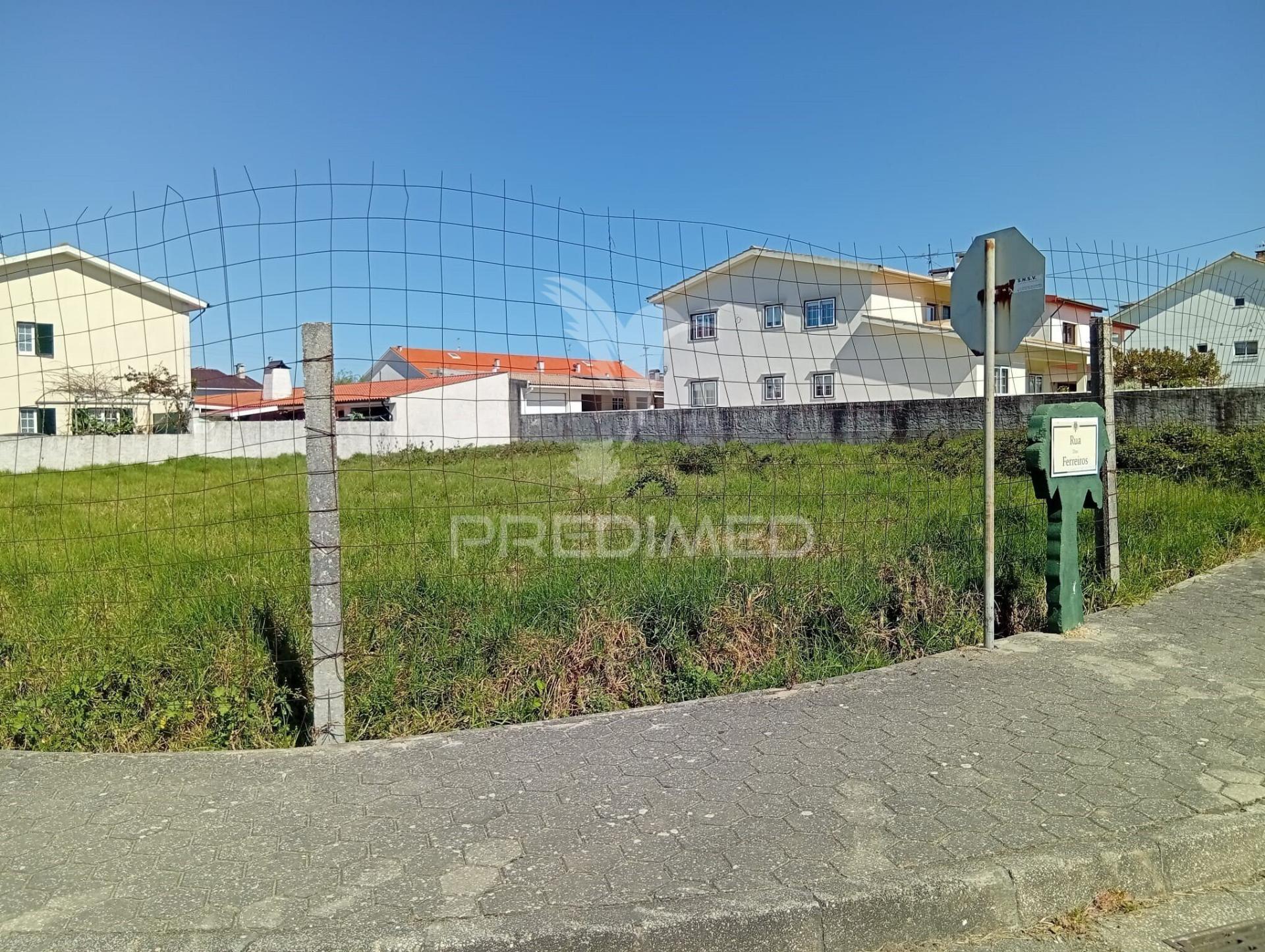 Lote de terreno para construção