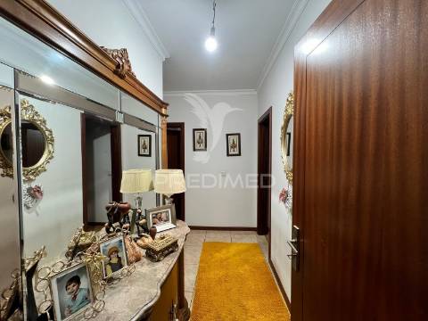 Apartamento t3 em macedo de cavaleiros