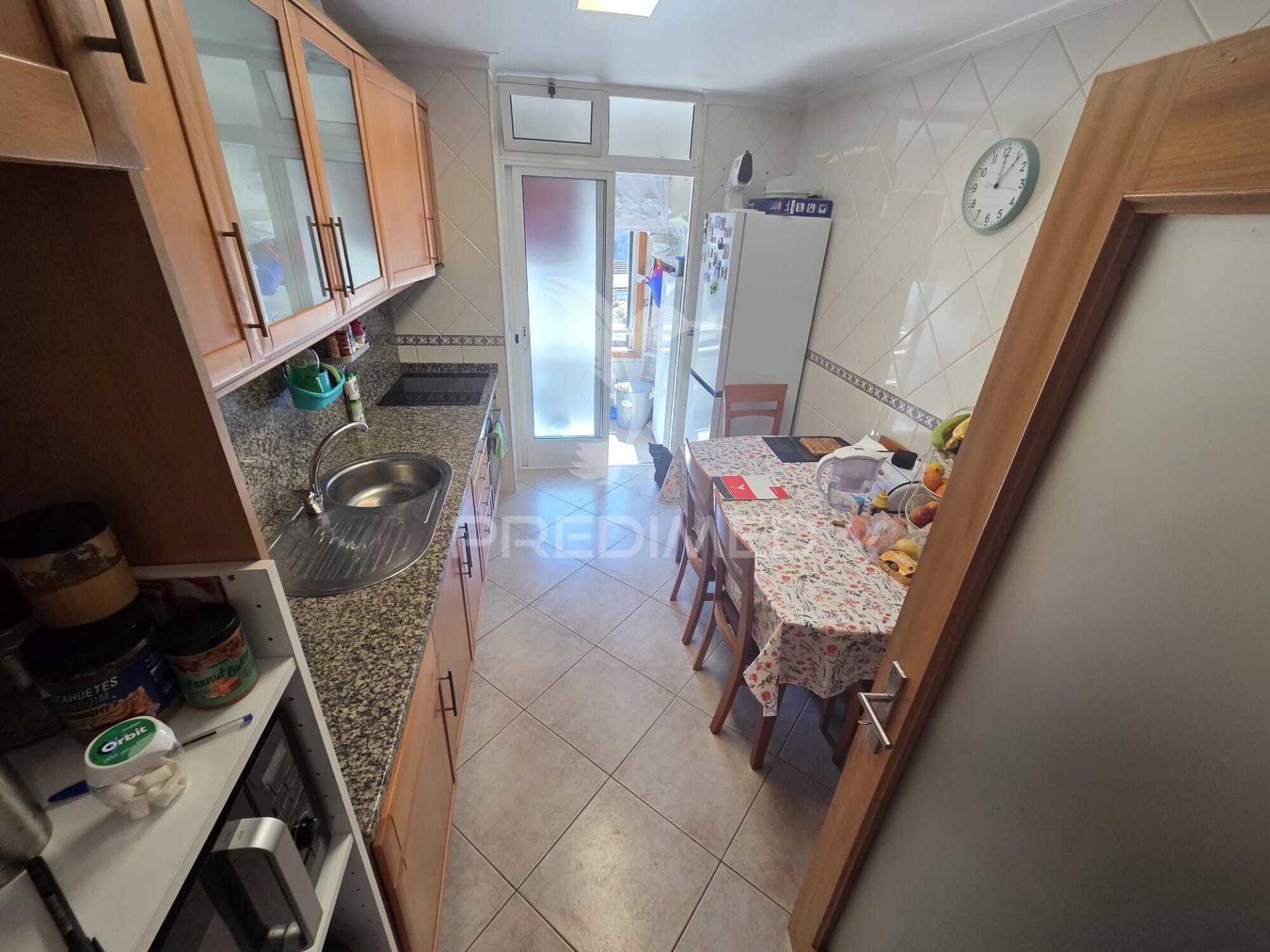 Investidores t1 com lugar de garagem!