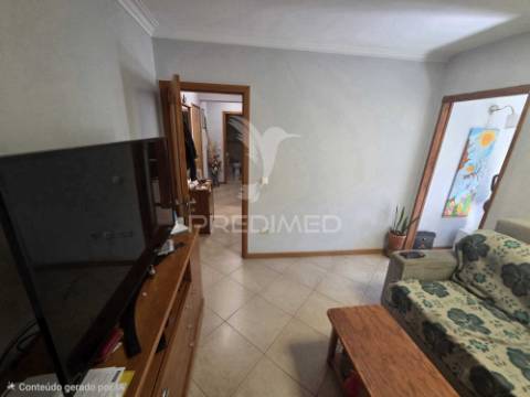 Investidores t1 com lugar de garagem!