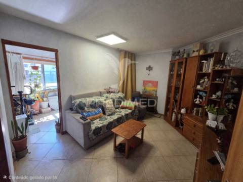 Investidores t1 com lugar de garagem!