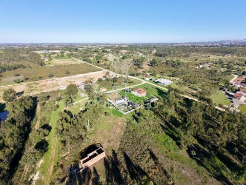 Terreno 400m² com potencial construção 230m² | quinta do anjo