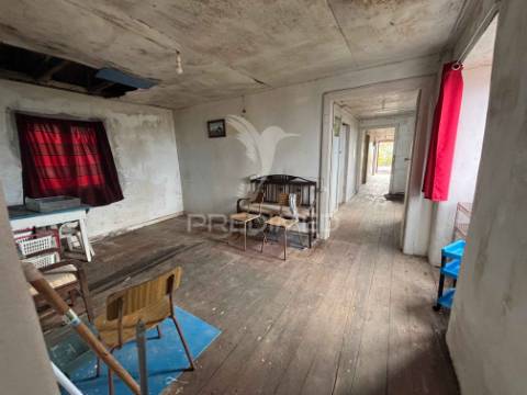 Moradia t4 para venda em são mateus