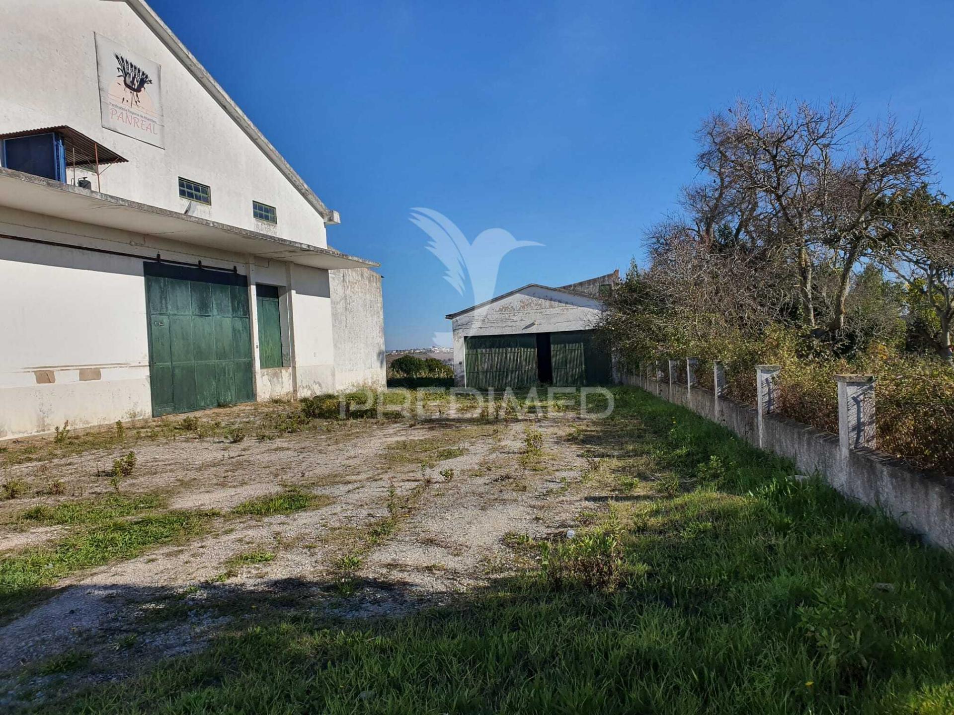 Armazém industrial - alcanhões, santarém