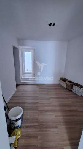 Andar de moradia totalmente remodelado em campo maior