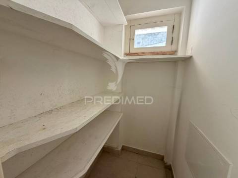 Apartamento t3 com quintal setúbal